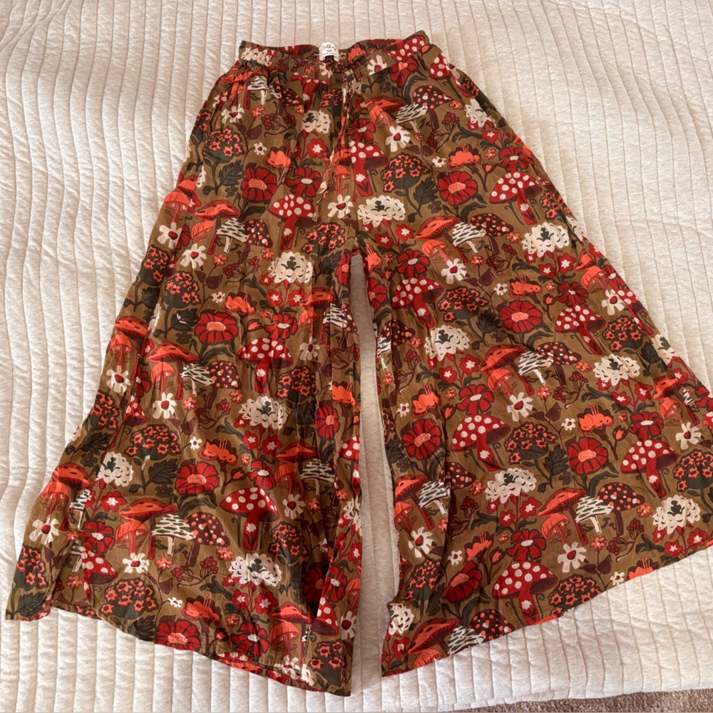 Mushroom Print Wide Leg Pants